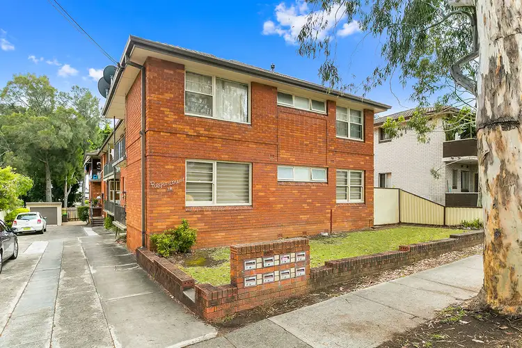 2/7a Reginald Avenue, Belmore NSW 2192