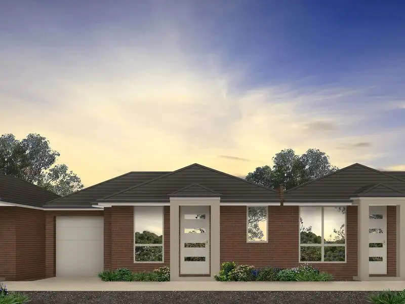 Main view of Homely townhouse listing, 2/15 Plumer Street, Croydon VIC 3136