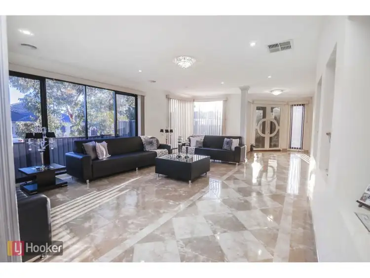 Seventh view of Homely house listing, 2 Terrick Court, Greenvale VIC 3059