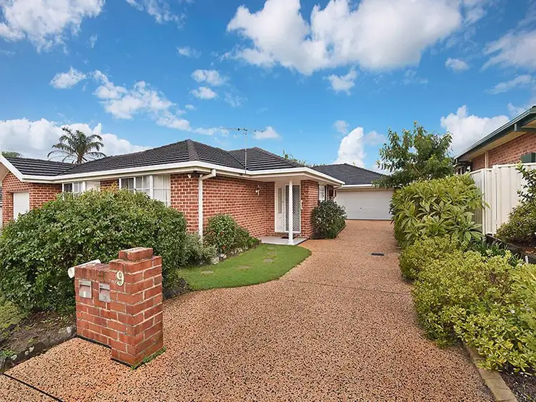 Main view of Homely villa listing, 1/9 Caves Beach Road, Caves Beach NSW 2281