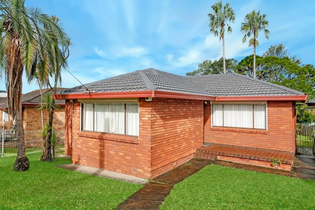 Main view of Homely house listing, 11 Bristol Street, Berkeley NSW 2506