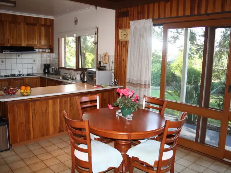 Fourth view of Homely house listing, 3 Wyndham Court, Bairnsdale VIC 3875
