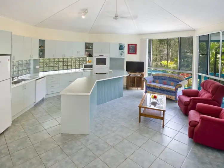 Second view of Homely house listing, 9 The Glen, Hyland Park NSW 2448