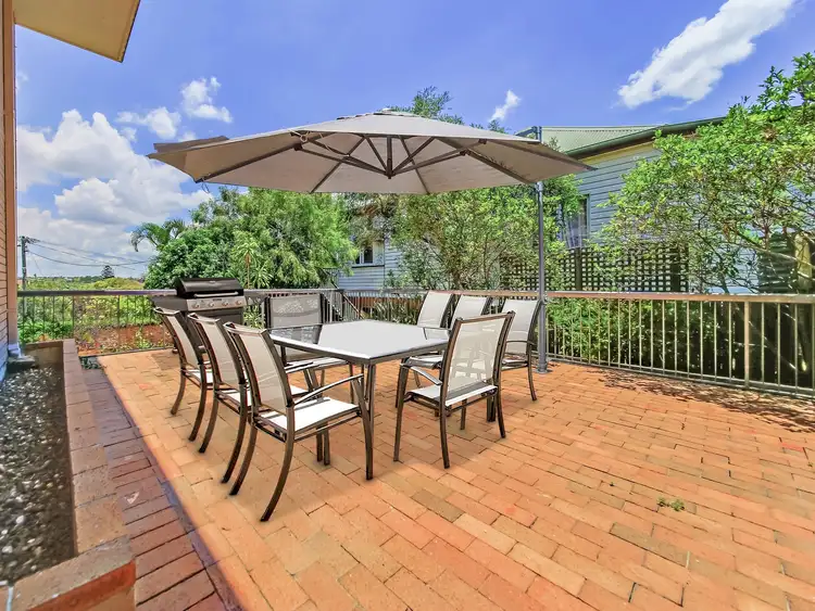 Main view of Homely unit listing, 1/11 Baragoola Street, Coorparoo QLD 4151