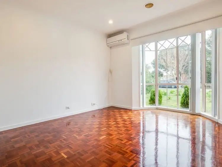 Seventh view of Homely house listing, 5 Goldenfleece Place, Hoppers Crossing VIC 3029