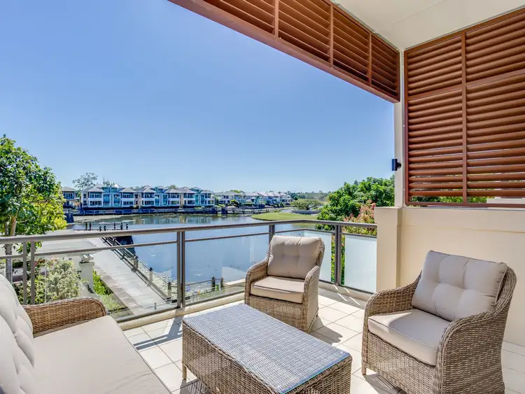 702 Glades Drive, Robina QLD 4226