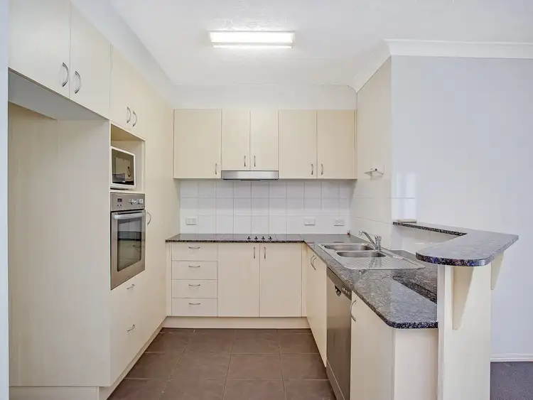 Fourth view of Homely unit listing, 2/6 Fifth Avenue, Burleigh Heads QLD 4220
