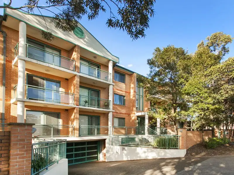 Main view of Homely unit listing, 8/369-373 Kingsway, Caringbah NSW 2229