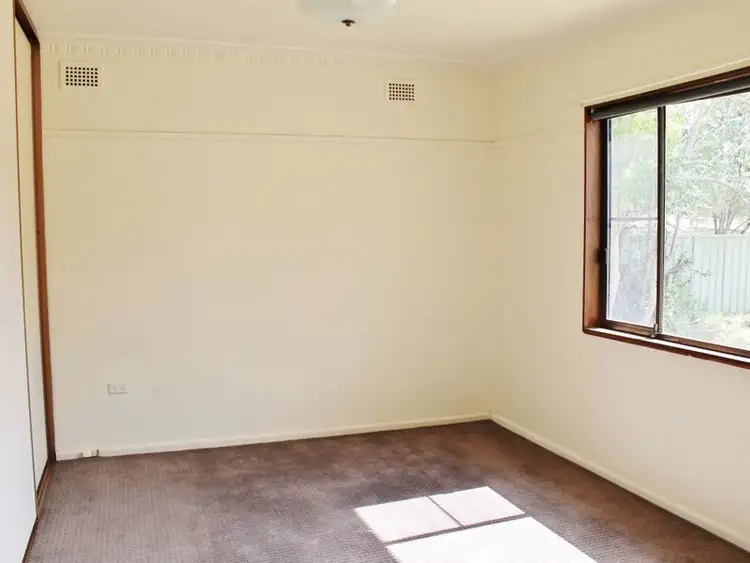 Seventh view of Homely house listing, 32 Esrom Street, West Bathurst NSW 2795