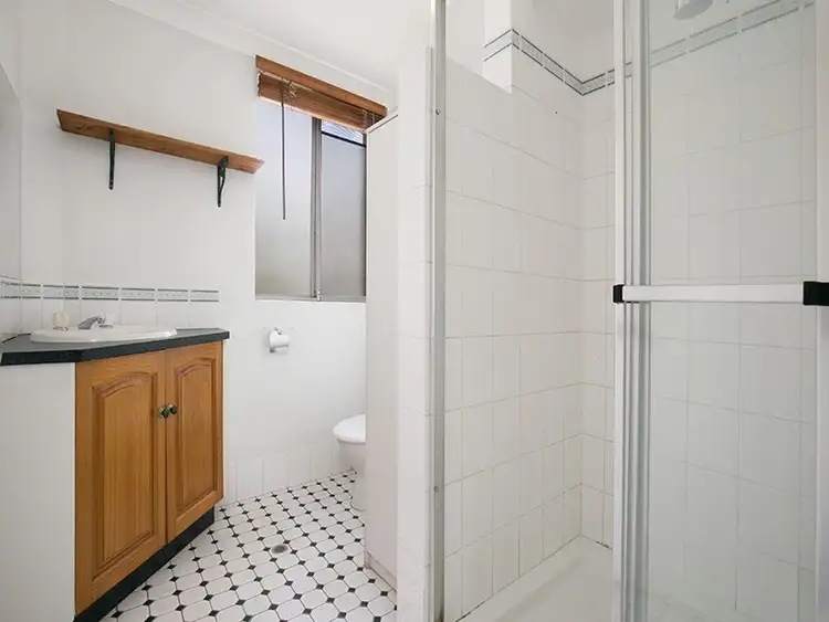 Fourth view of Homely unit listing, 2/28 Birdwood Street, Coorparoo QLD 4151