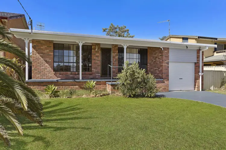 14 Highclere Street, Bateau Bay NSW 2261