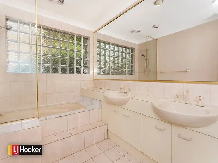 Sixth view of Homely house listing, 88 Iola Avenue, Farmborough Heights NSW 2526