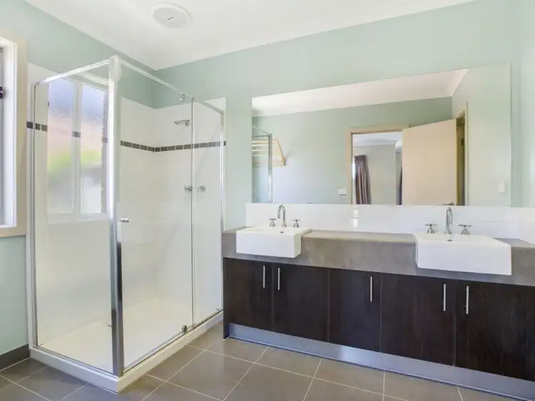 Sixth view of Homely house listing, 7 Windrest Way, Point Cook VIC 3030