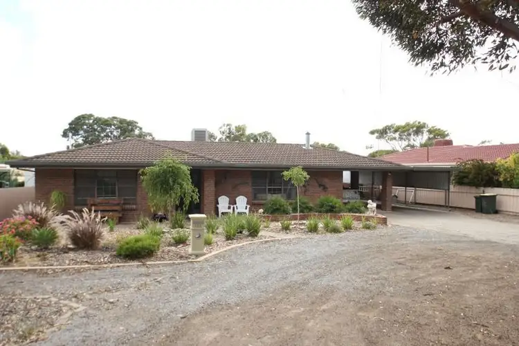 132 Bay Road, Moonta Bay SA 5558
