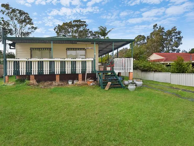 41 Queens Road, Lake Munmorah NSW 2259