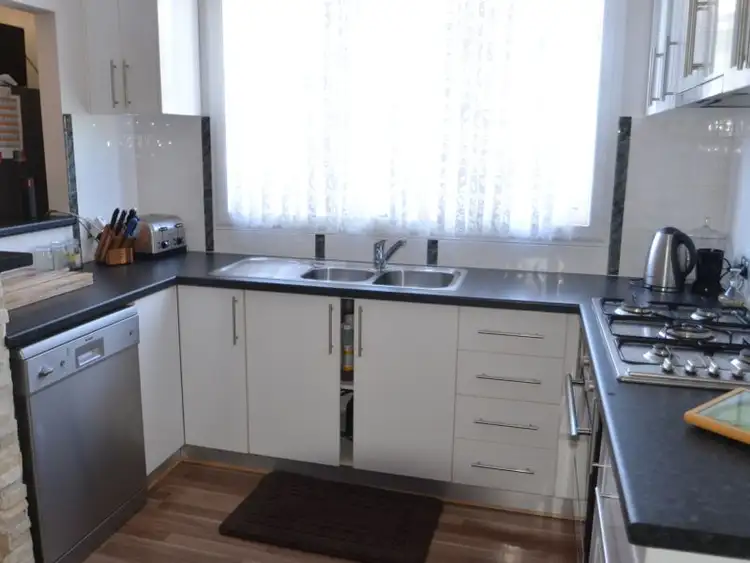 Fifth view of Homely house listing, 4 Merriedale Crescent, Harvey WA 6220