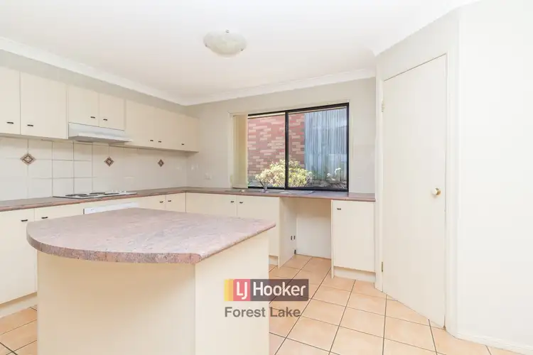 14 Paterson Place, Forest Lake QLD 4078