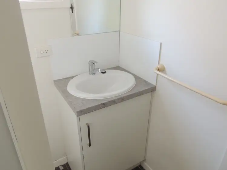 Fifth view of Homely unit listing, 2/38 Pritchard Street, Swan Hill VIC 3585