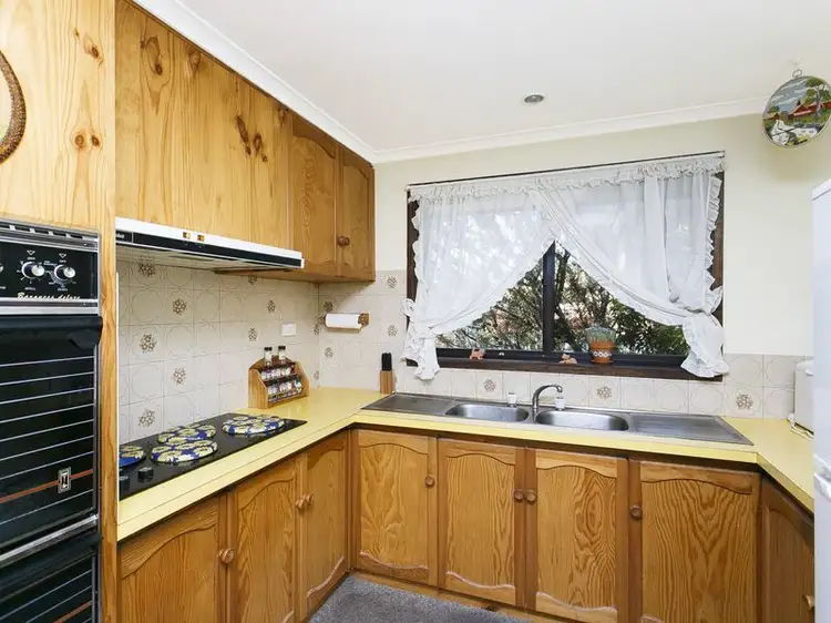 Third view of Homely house listing, 7 Hayley Crescent, Queanbeyan NSW 2620