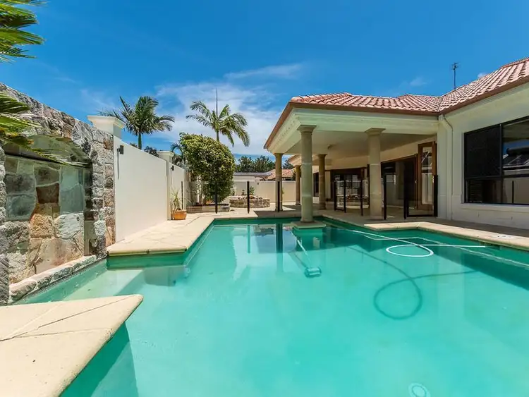 6 Mainsail Place, Twin Waters QLD 4564