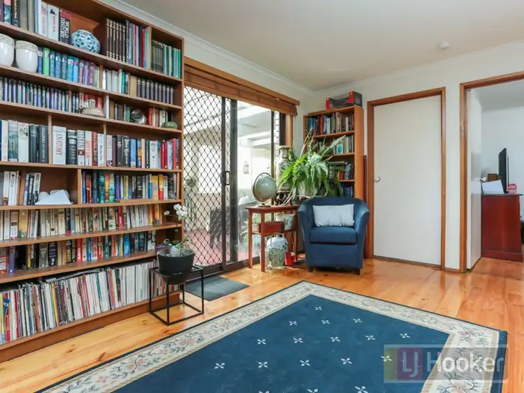 Seventh view of Homely house listing, 21 English Avenue, Scoresby VIC 3179