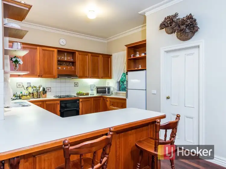 Fifth view of Homely house listing, 4 Cherry Lane, Lysterfield South VIC 3156