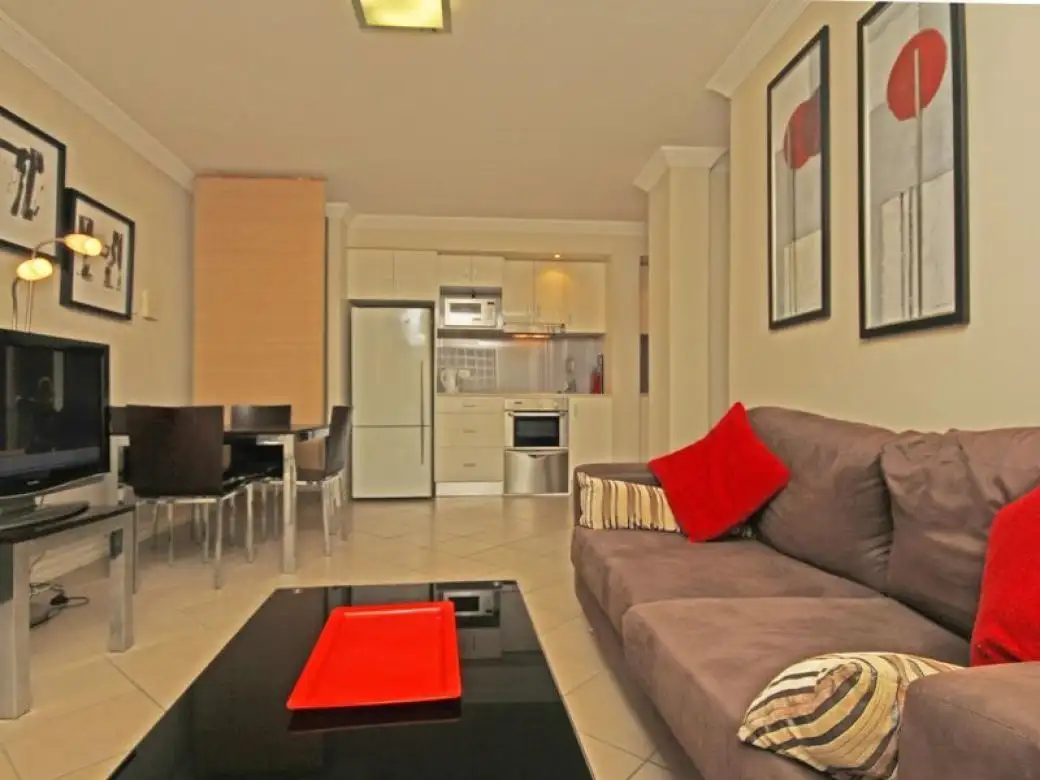 Main view of Homely unit listing, 8/204 Wellington Road, Kangaroo Point QLD 4169