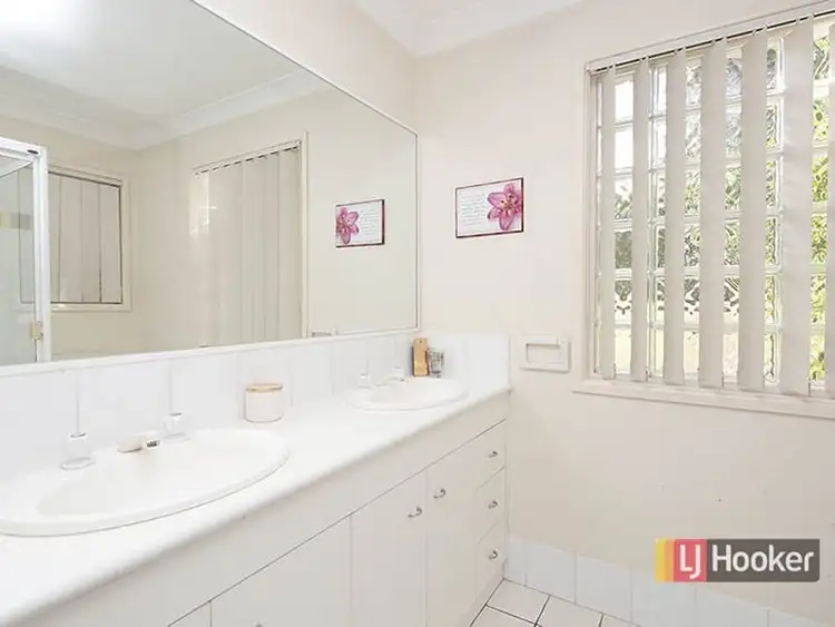 Sixth view of Homely house listing, 17 Hereford Crescent, Carindale QLD 4152