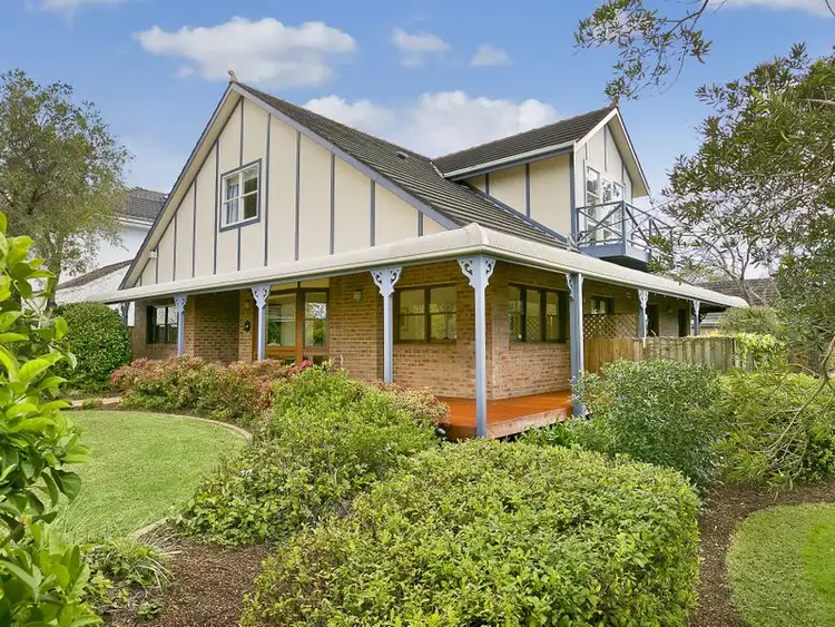 24 Benaroon Avenue, St Ives NSW 2075