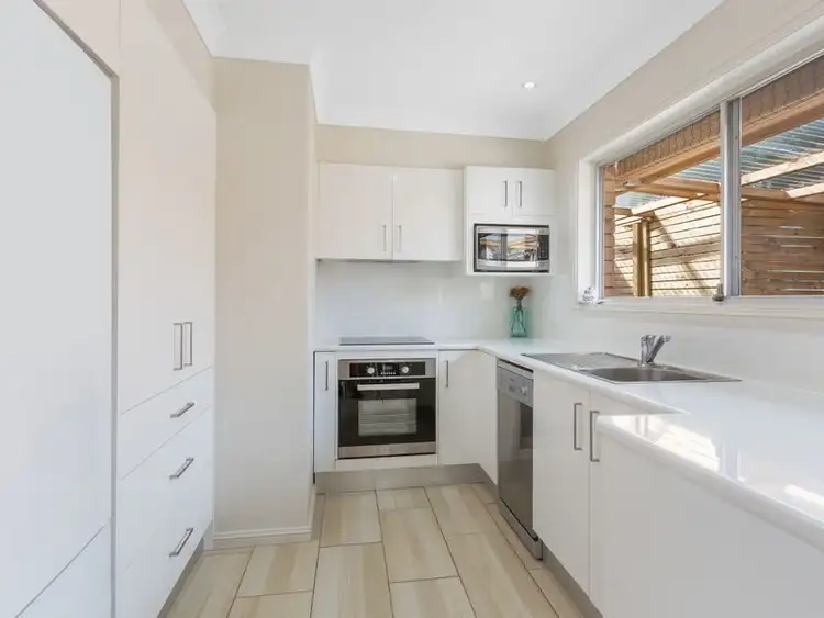 Main view of Homely villa listing, 8/9-11 Edith Street, Gorokan NSW 2263