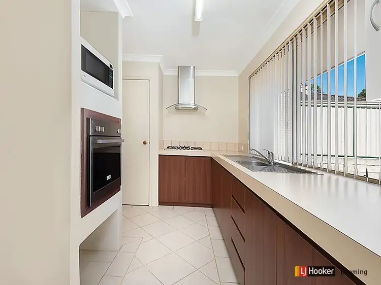 Seventh view of Homely semi-detached listing, 20 Meadow Grove, Leeming WA 6149