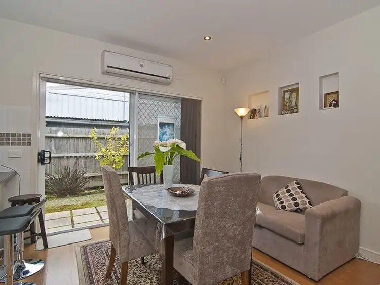 Fourth view of Homely unit listing, 2/143 Pound Road, Hampton Park VIC 3976