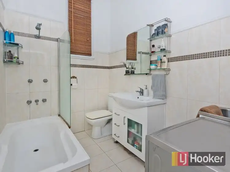 Fifth view of Homely house listing, 2 Lower Clifton Terrace, Red Hill QLD 4059
