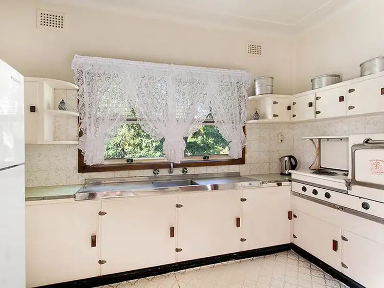 Fourth view of Homely house listing, 9 Glenelg Street, Sutherland NSW 2232