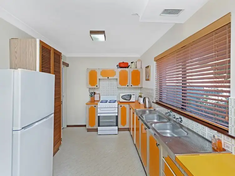 Third view of Homely townhouse listing, 4/32 Anzac Road, Long Jetty NSW 2261