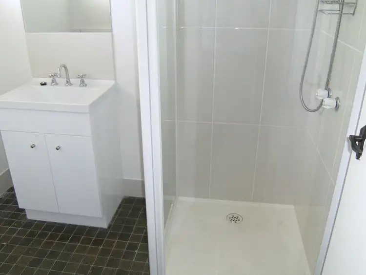 Seventh view of Homely unit listing, 6/4 Drummond Street, Swan Hill VIC 3585