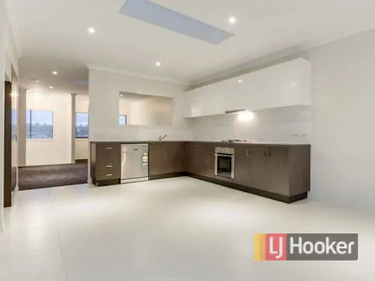 Third view of Homely unit listing, 2/4 Shakespeare Court, Drouin VIC 3818
