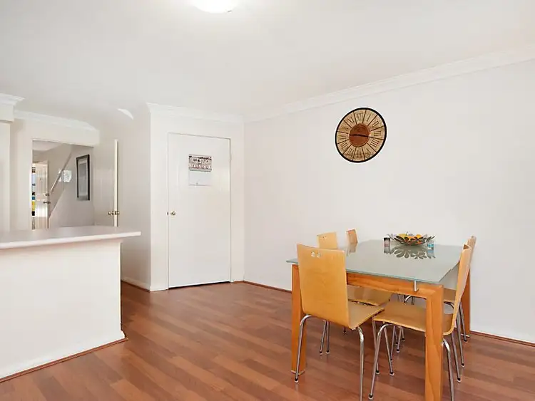 Sixth view of Homely townhouse listing, 2/5 Primula Close, Murdoch WA 6150
