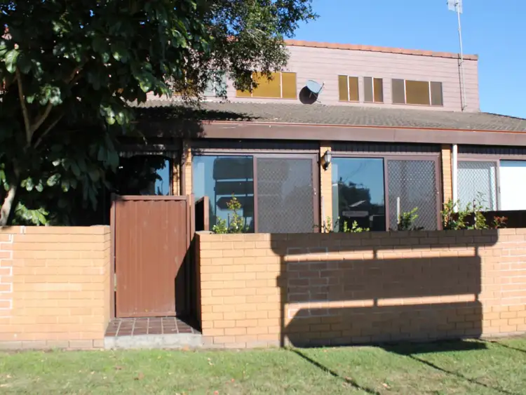 2/23 Fairview Avenue, The Entrance NSW 2261