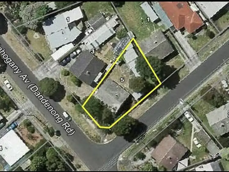 Second view of Homely house listing, 5 Mahogany Avenue, Frankston North VIC 3200