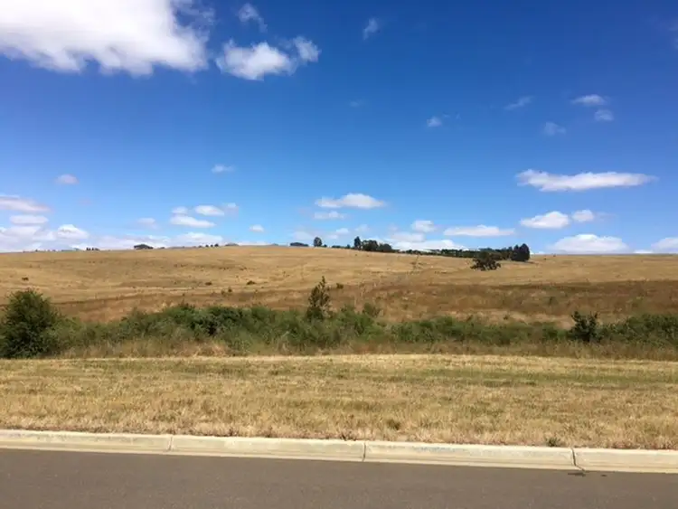 Second view of Homely house listing, 7 Callistemon Place, Wallan VIC 3756