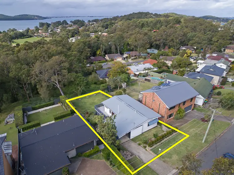 26 Barina Avenue, Kilaben Bay NSW 2283