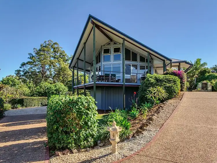 64 Brackenfield Court, Bonogin QLD 4213