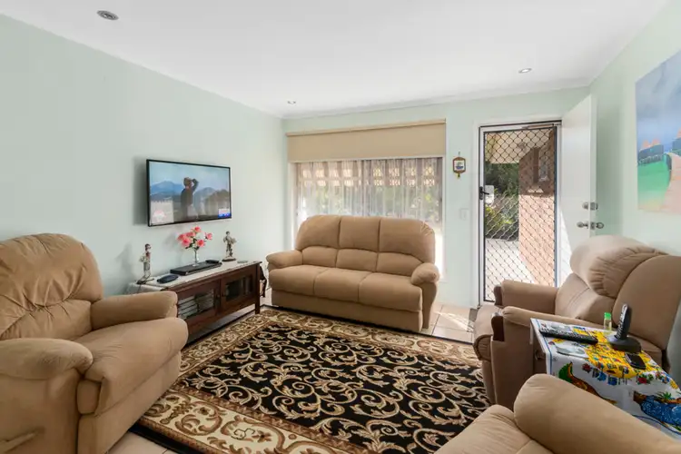 Fifth view of Homely semi-detached listing, 1/17 Chaplin Crescent, Oxenford QLD 4210