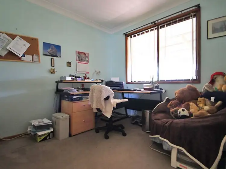 Sixth view of Homely house listing, 4 Poplar Place, Kallangur QLD 4503
