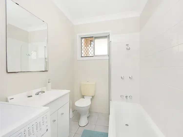 Fifth view of Homely unit listing, 4/31 Le Geyt Street, Windsor QLD 4030