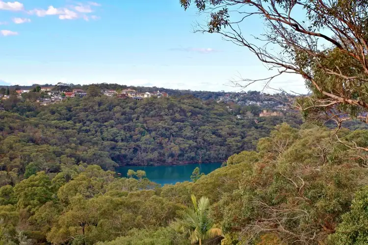 25 Highland Ridge, Middle Cove NSW 2068