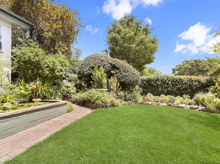 Second view of Homely house listing, 10 Hartog Street, Griffith ACT 2603