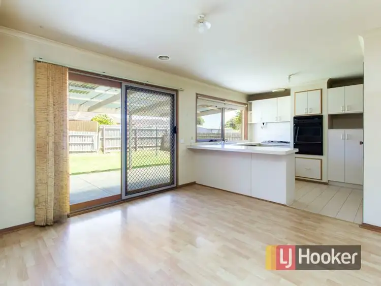 Sixth view of Homely house listing, 7 Westminister Court, Hampton Park VIC 3976