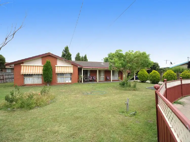4 Universe Court, Whittington VIC 3219